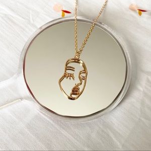disclosure necklace | gold